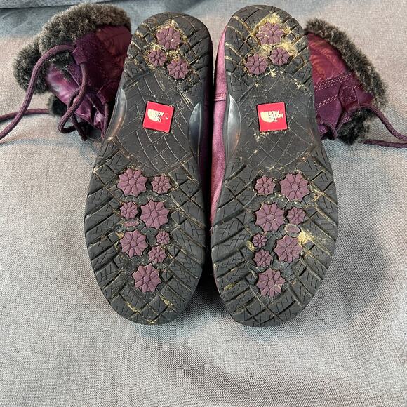 The North Face Nuptse Purna‎ Ii Women Lifestyle Boots Fig/Weathered Black Sz 7 - Picture 7 of 8